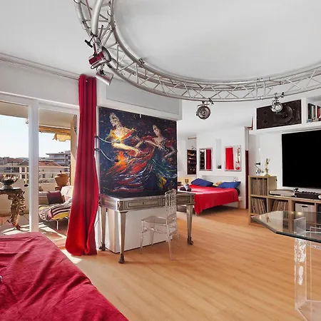 Le Loft * Канны